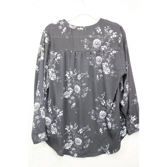 Torrid Long Sleeve Silky Floral Blouse-Size 00-M/L(10) - Picture 7 of 9